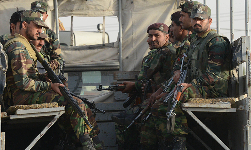 Security forces apprehend 14 suspected militants in Quetta